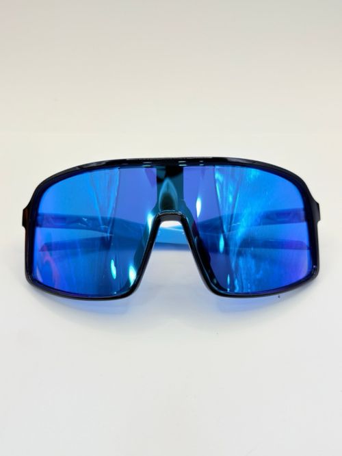 Cor Preto com Azul Bebê