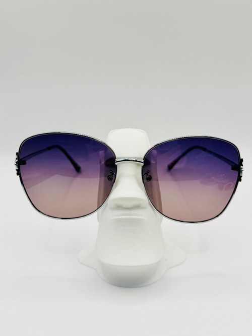 Cor Preto c/ Dourado