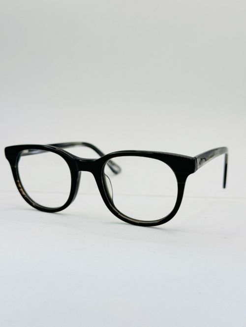 Cor Preto e Cinza