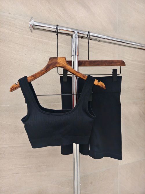 Cor Preto