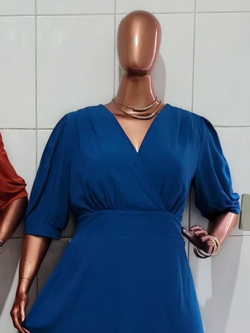 Cor Azul Petróleo