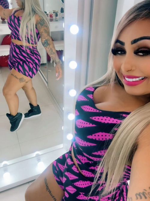 Cor Pink