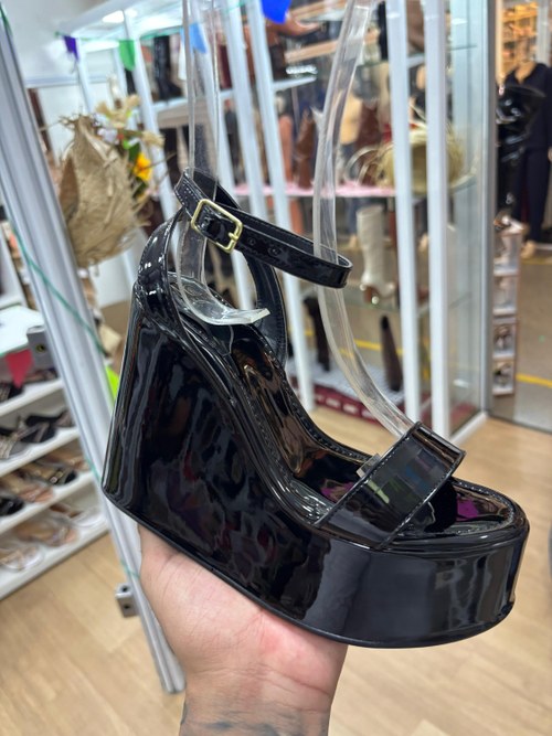 Cor Preto