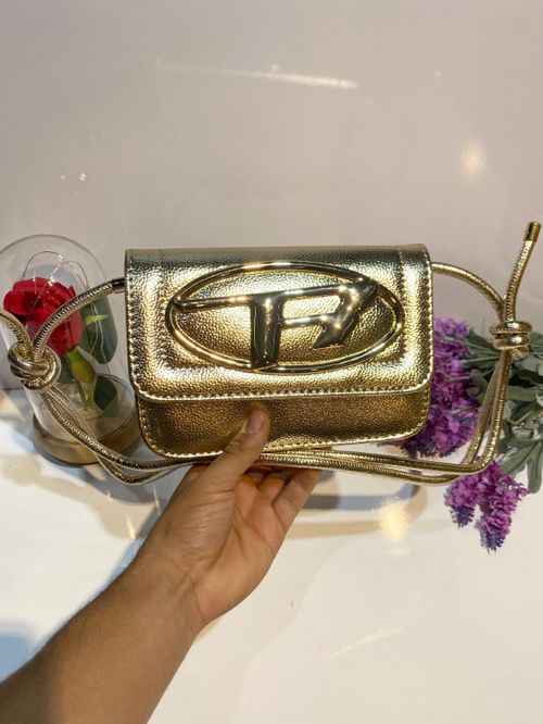 Cor Dourado
