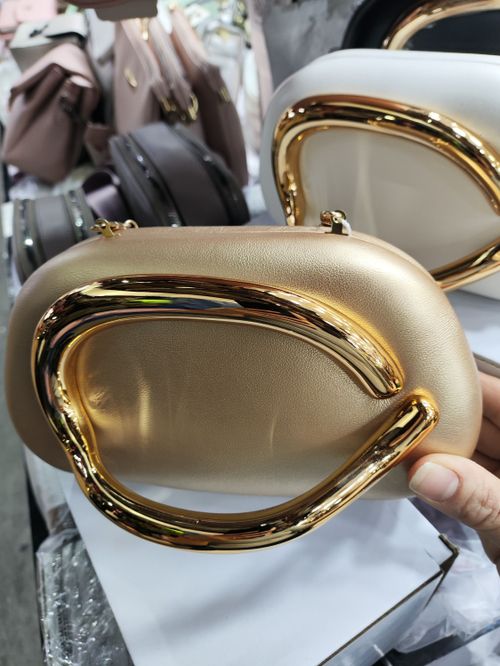 Cor Dourado