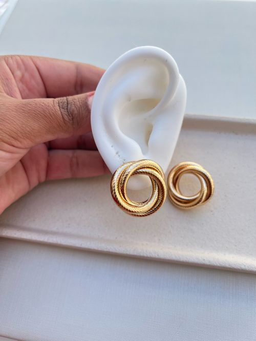 Cor Dourado