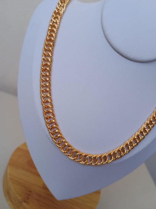 Cor Dourado