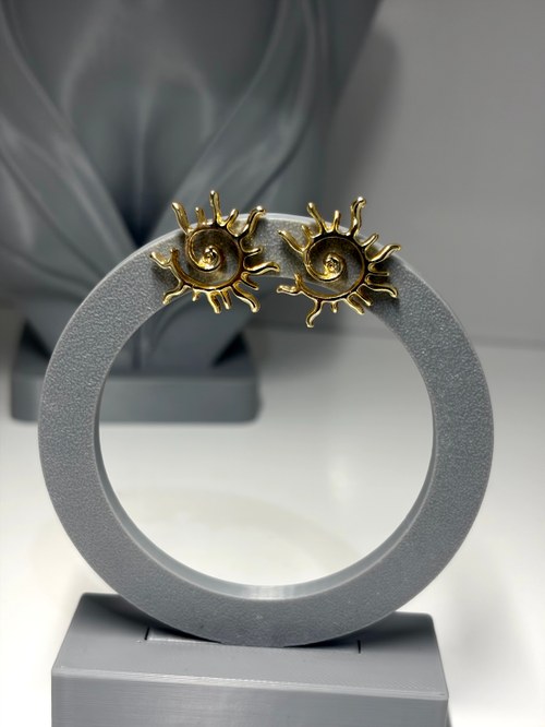 Cor Dourado
