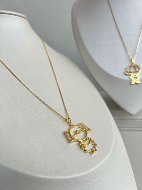 Cor Dourado
