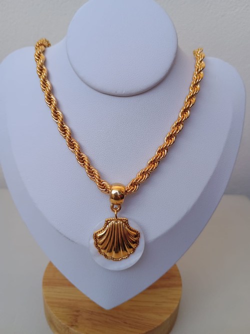 Cor Dourado