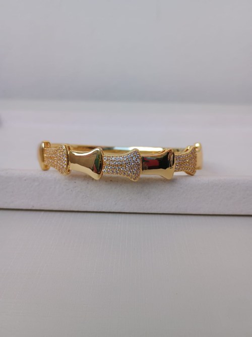 Cor Dourado