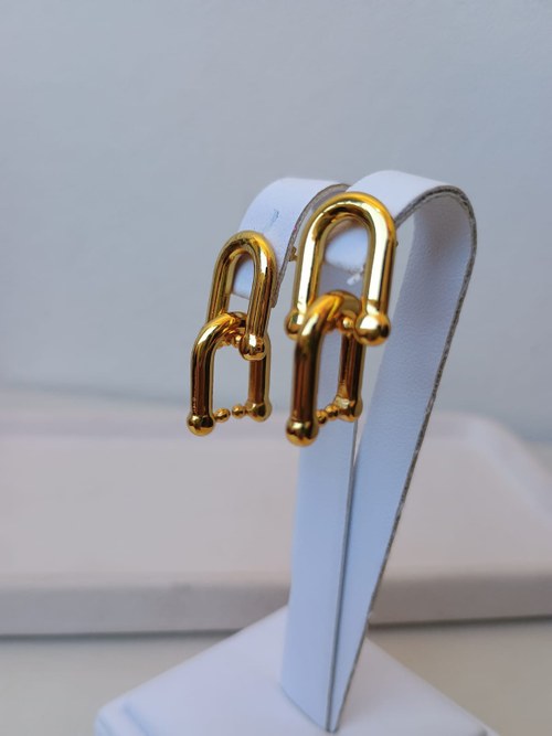 Cor Dourado