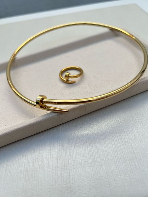 Cor Dourado