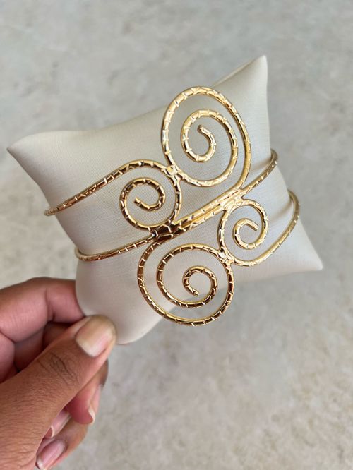 Cor Dourado