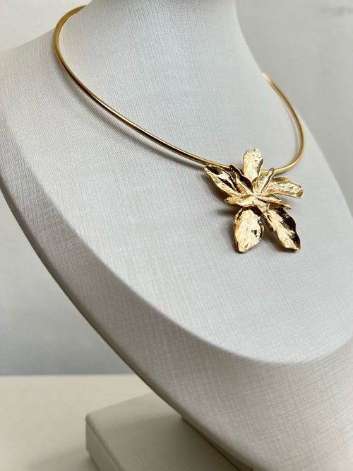 Cor Dourado