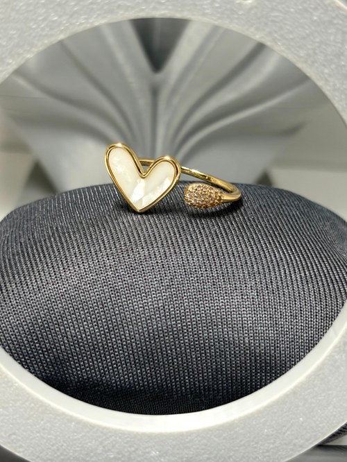 Cor Dourado