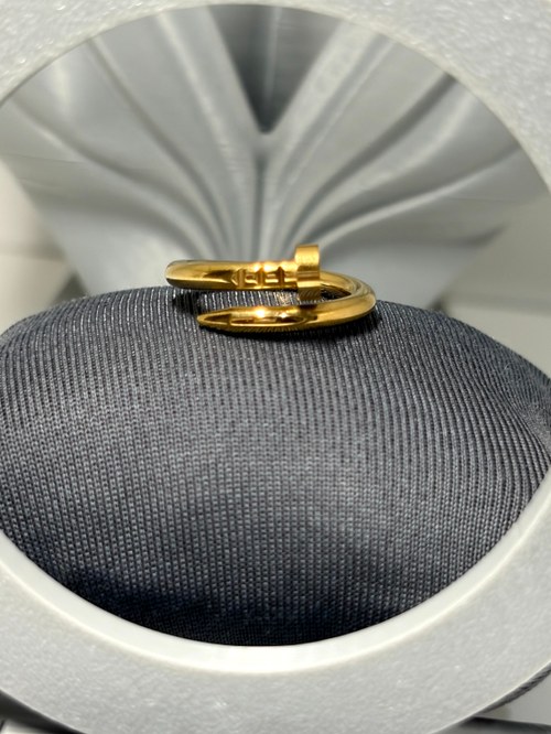 Cor Dourado